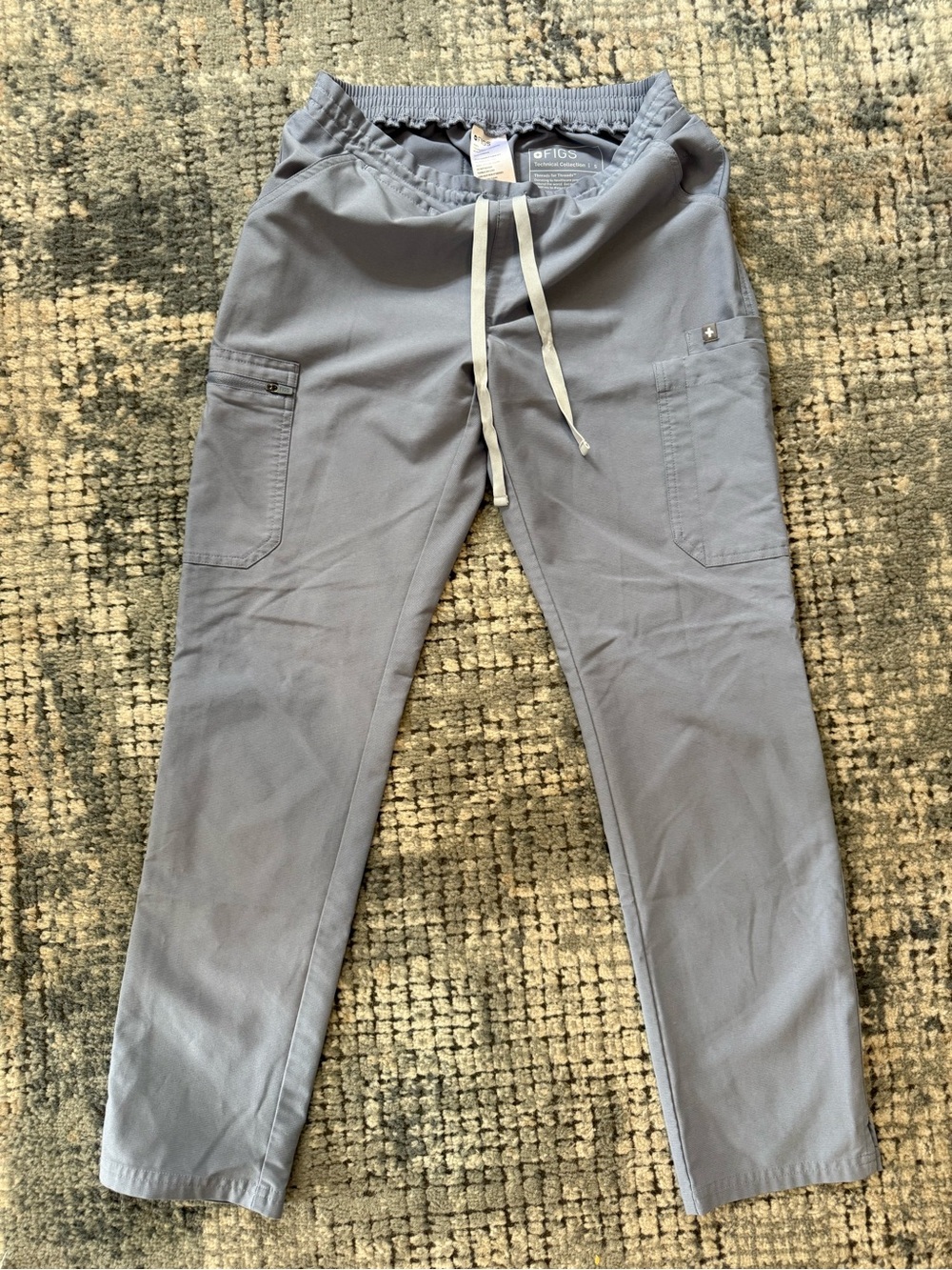FIGS Men's Slate Gray Drawstring Jogger Pants